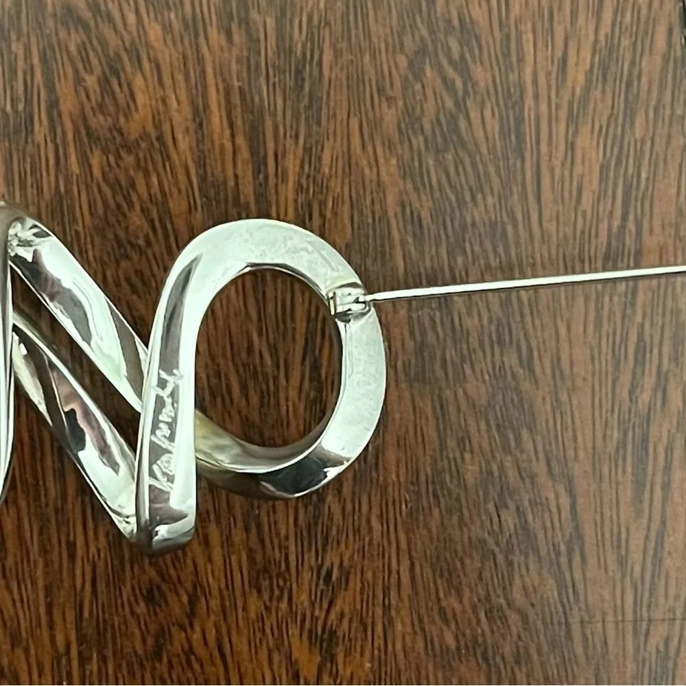 Patricia Von Musulin Vintage Sterling Silver Abstract Infinity Brooch